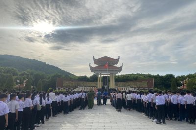 Tri ân các Anh hùng liệt sĩ – Kỷ niệm 80 năm Cách mạng Tháng Tám và Quốc khánh 2/9.